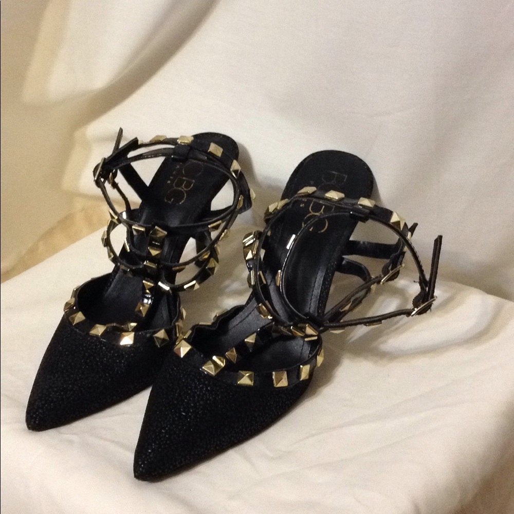 BCBG heels